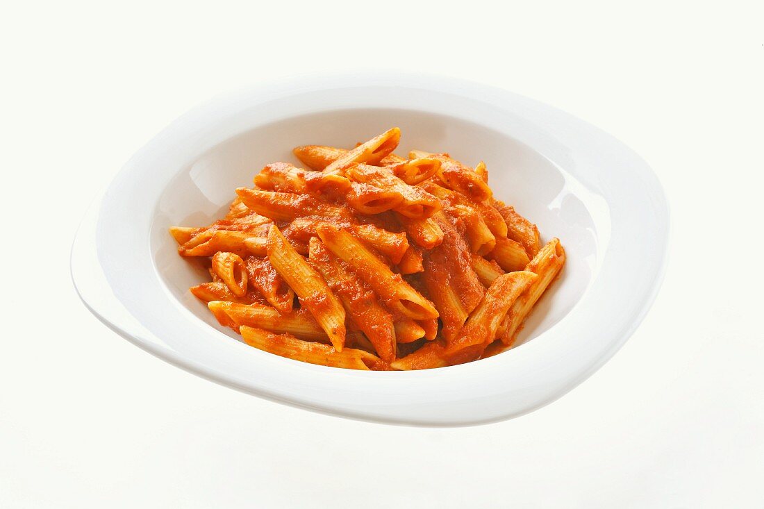 Penne with tomato sauce for children