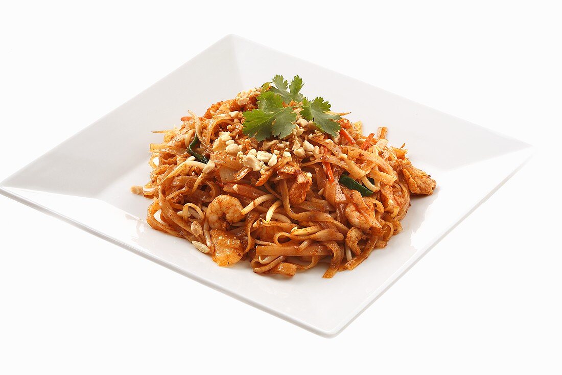 Pad Thai (Rice noodle dish with shrimps, Thailand)