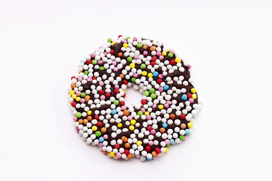 Fondant ring with sprinkles
