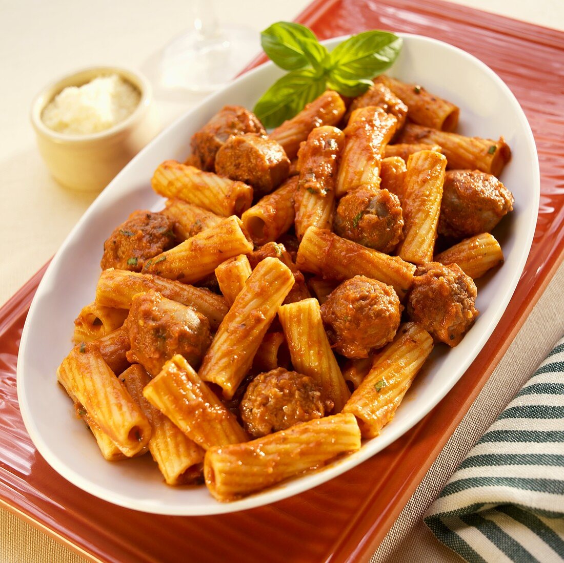 Rigatoni with Vodka Sauce and Sausage 