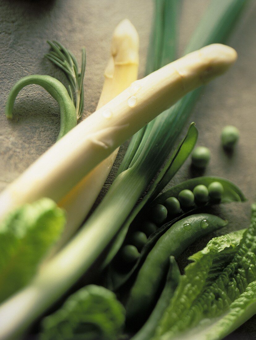 White Asparagus; Green Beans; Leek