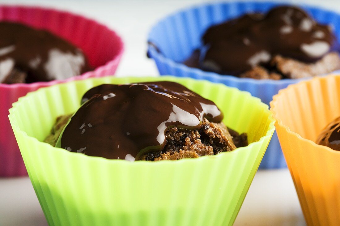 Chocolate muffins with chocolate sauce