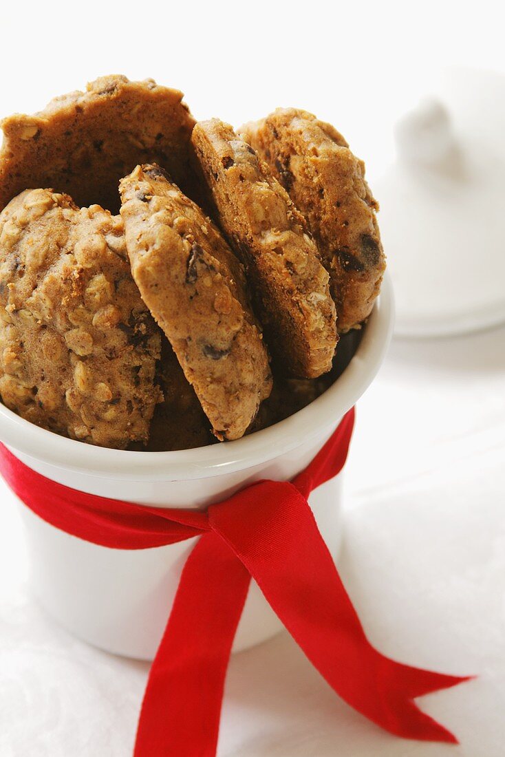 Homemade Oatmeal Chocolate Chip Cookies