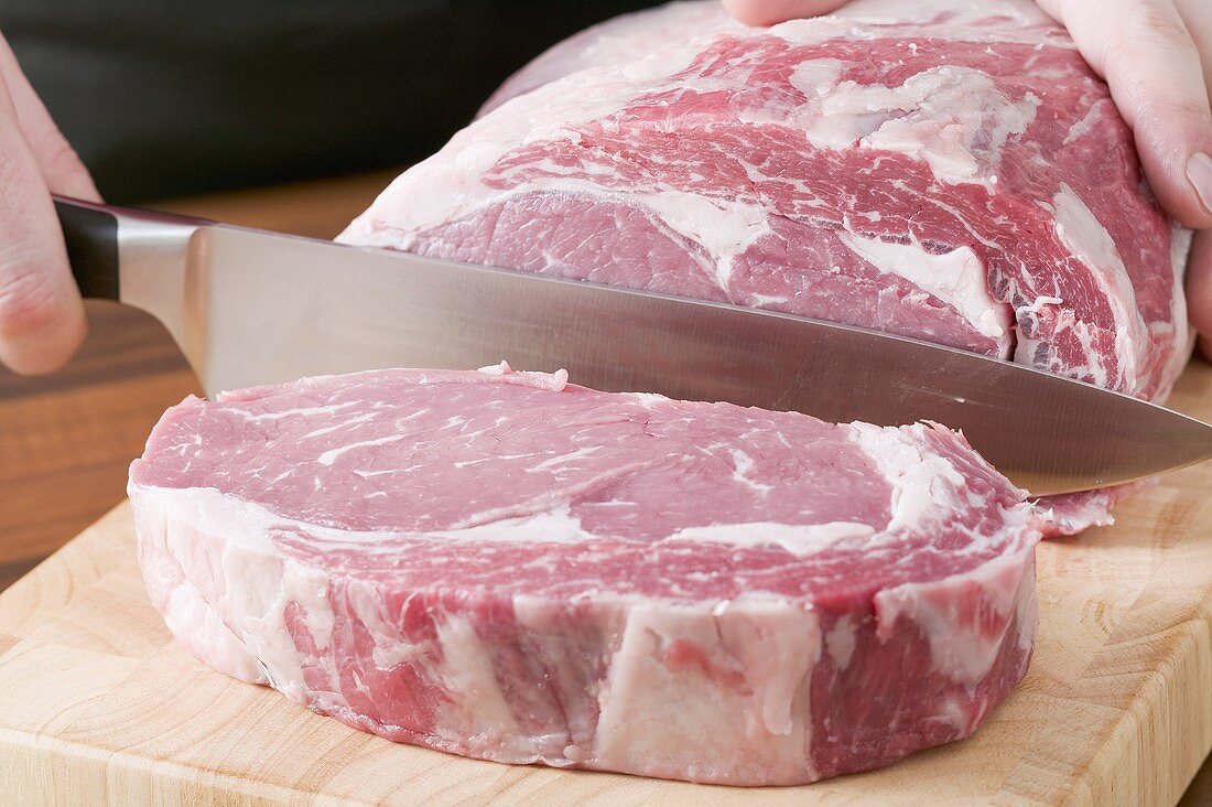 Slicing beef