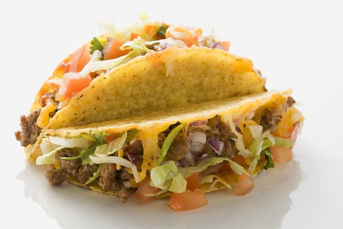 Zwei Tacos mit Hackfleisch