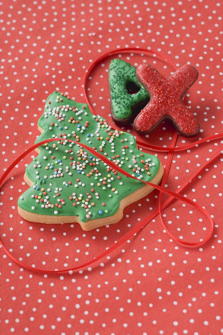 Christmas biscuits (Christmas tree and letters)