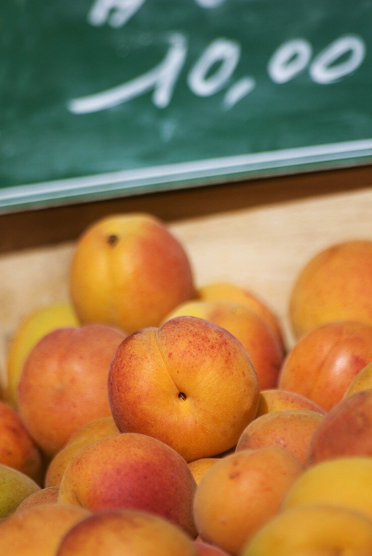 Apricots on a market stall