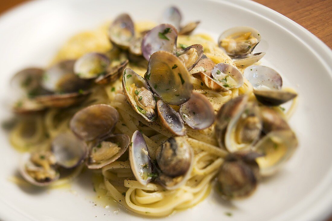 Linguine with shellfish