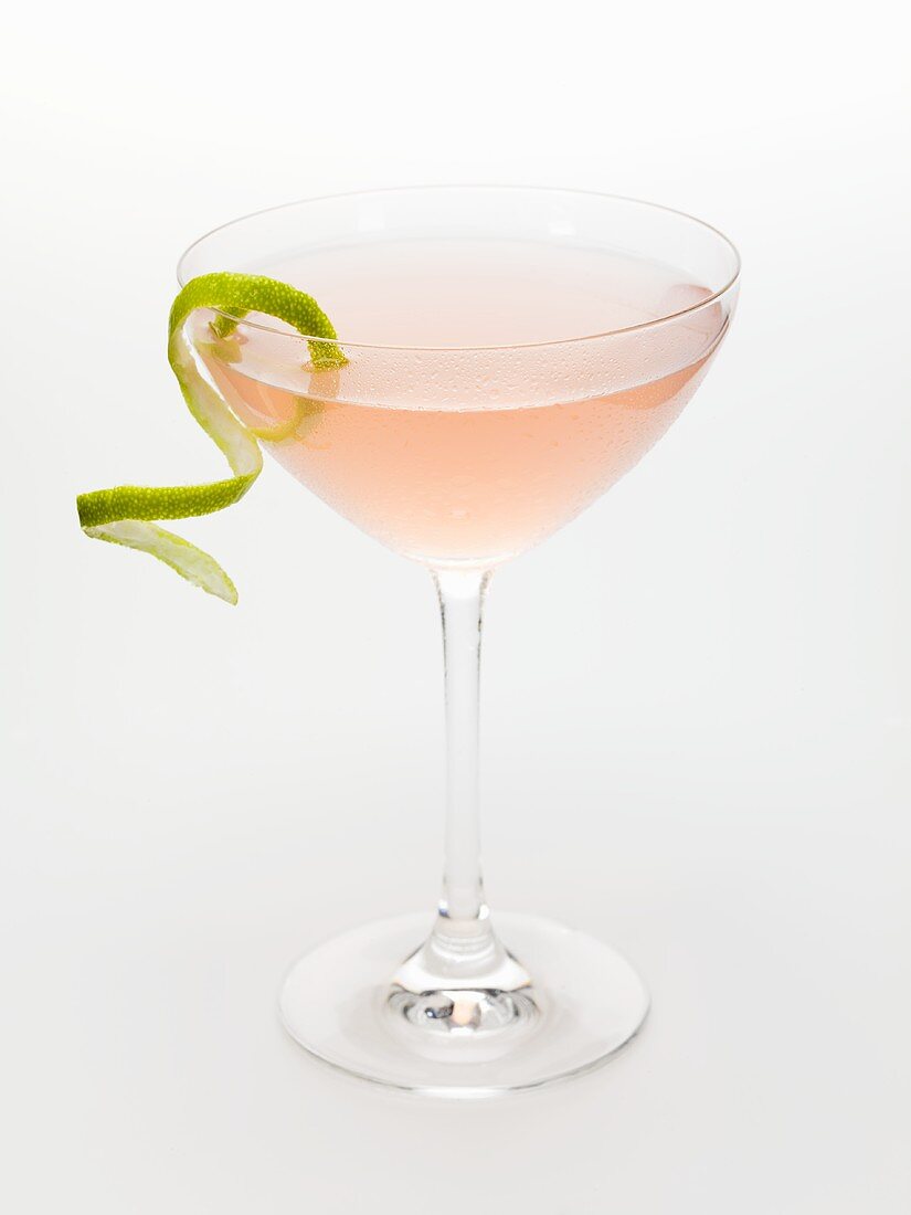 Cosmopolitan mit Limettenzeste