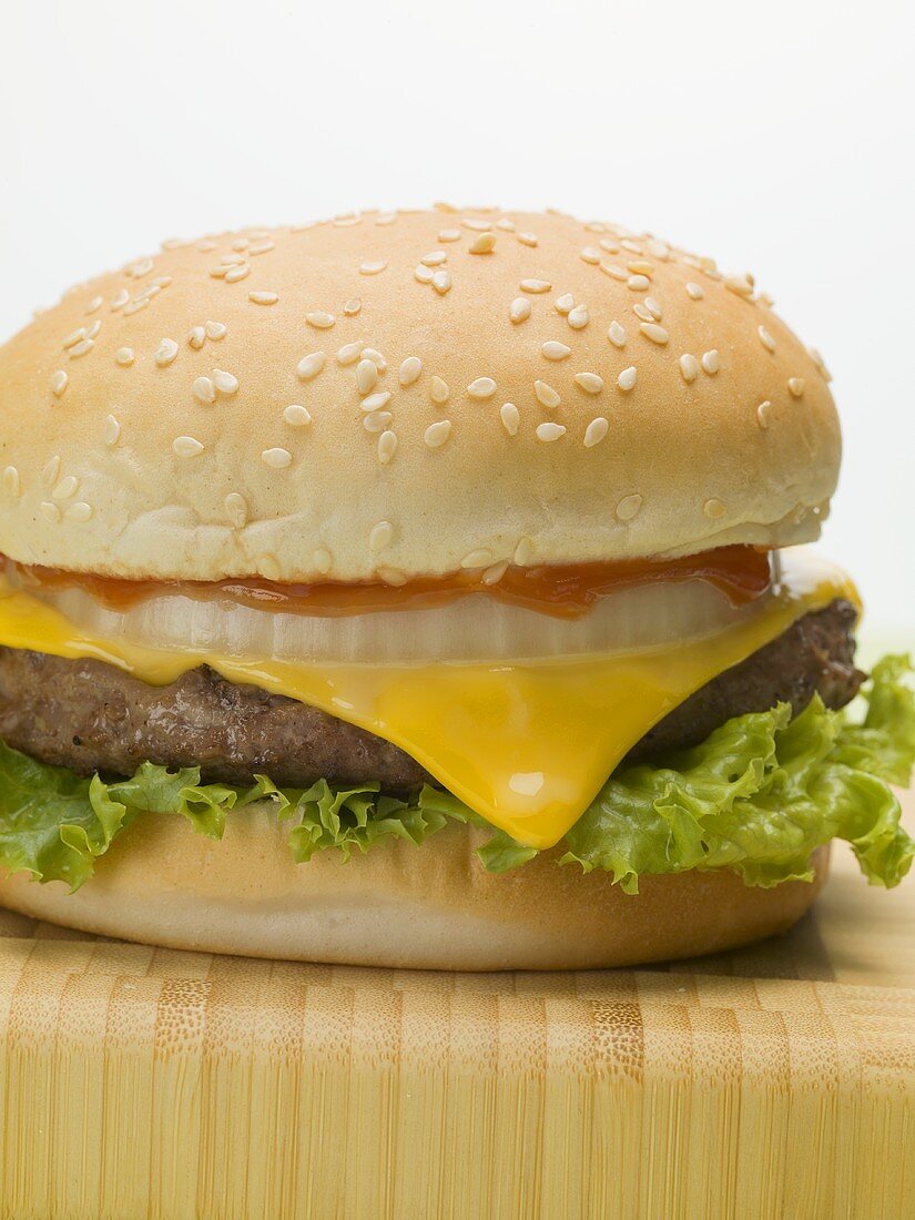 A cheeseburger