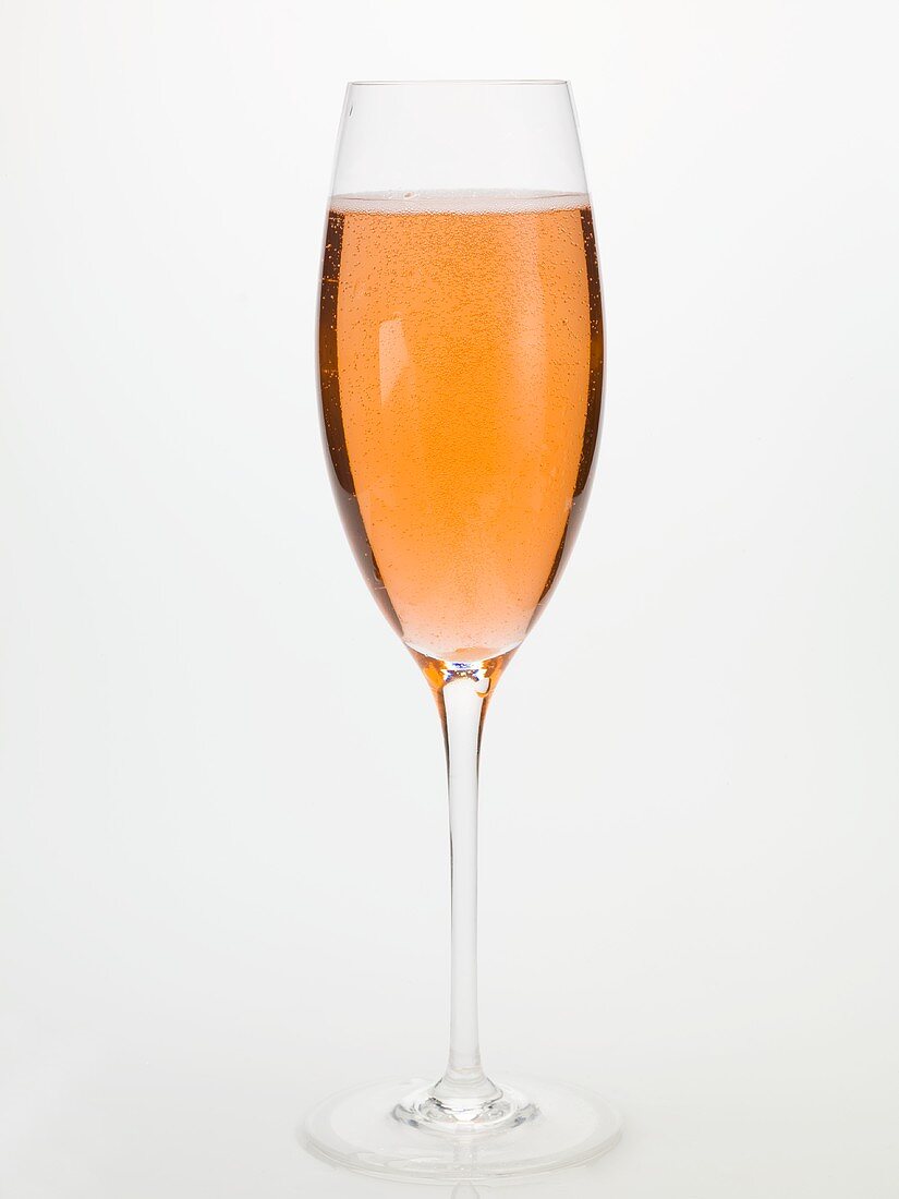 Champagne cocktail (Kir Royal)