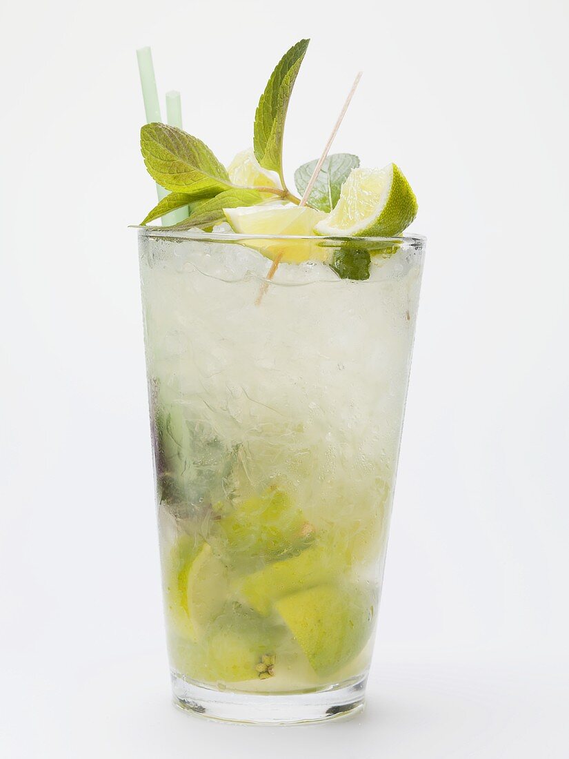 Mojito with lime, mint and crushed ice