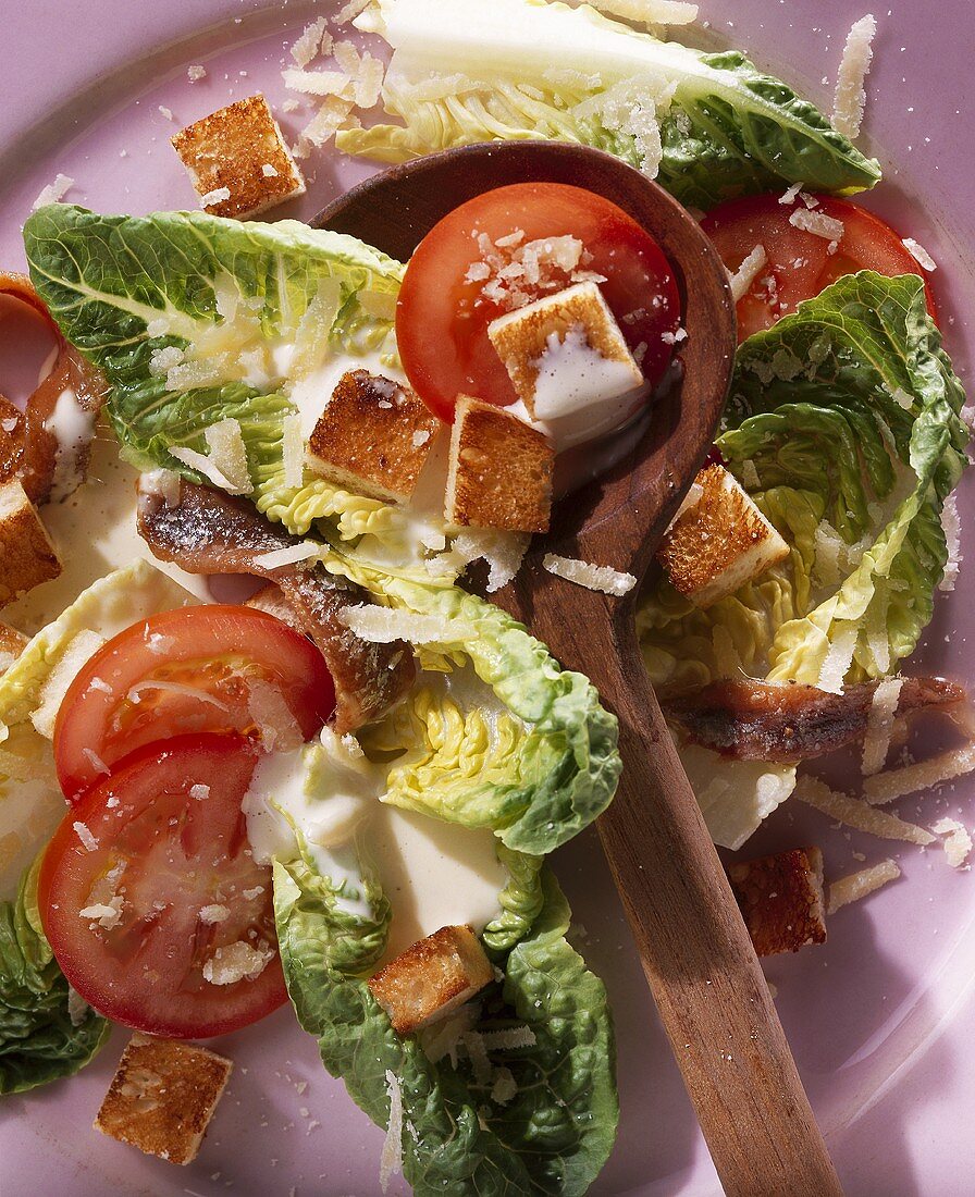 Caesar salad with tomato