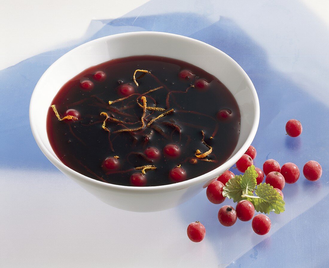 Redcurrant and red wine sauce