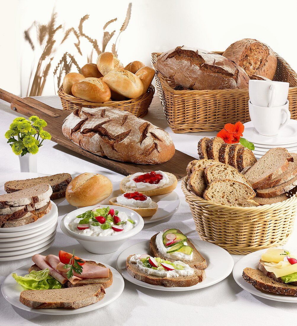 Open sandwiches and bread products for breakfast