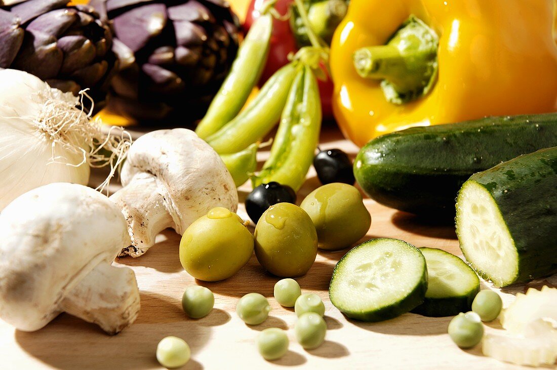 Fresh vegetables and mushrooms