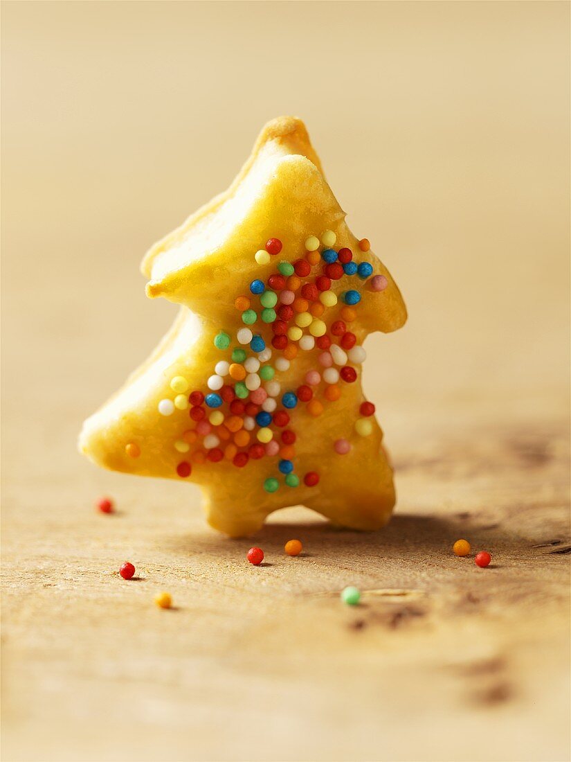 Tree-shaped biscuit with hundreds and thousands