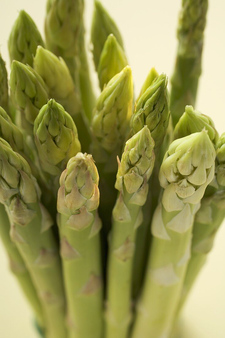 Green asparagus