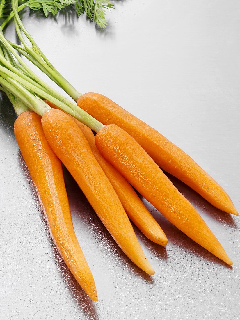 Several peeled carrots