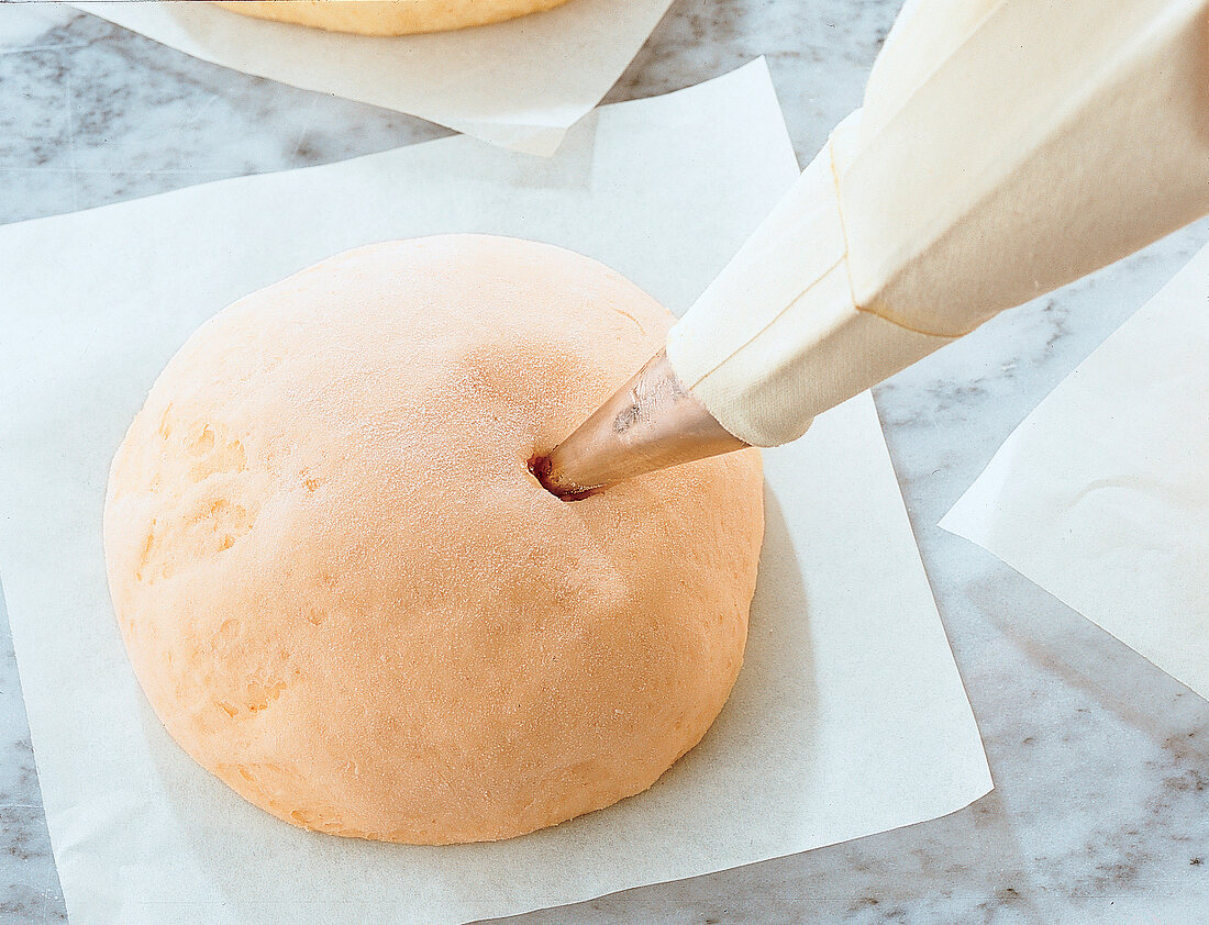 Germknödel füllen, Step 4. 