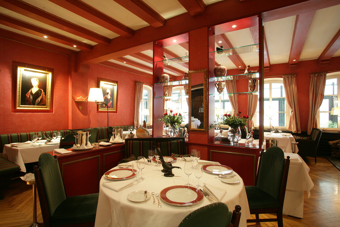Tschifflik Restaurant im Hotel Landschloss Fasanerie Gaststätte in Zweibrücken