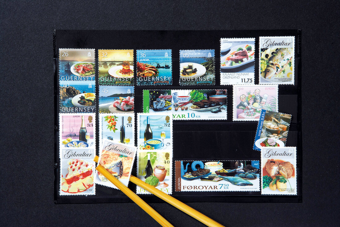 Briefmarken mit verschiedenen kulinarischen Motiven