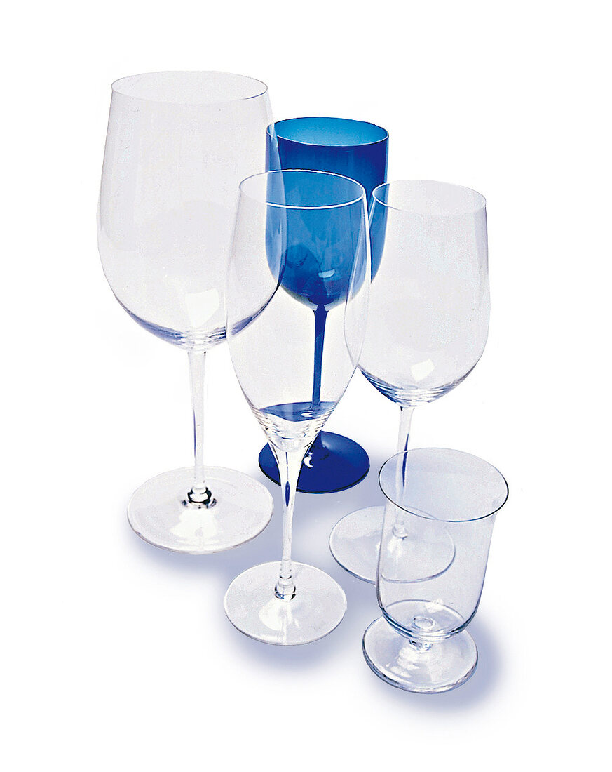 Freisteller: 5 mundgeblasene Gläser für Wein, Wasser, Whisky, Champagner