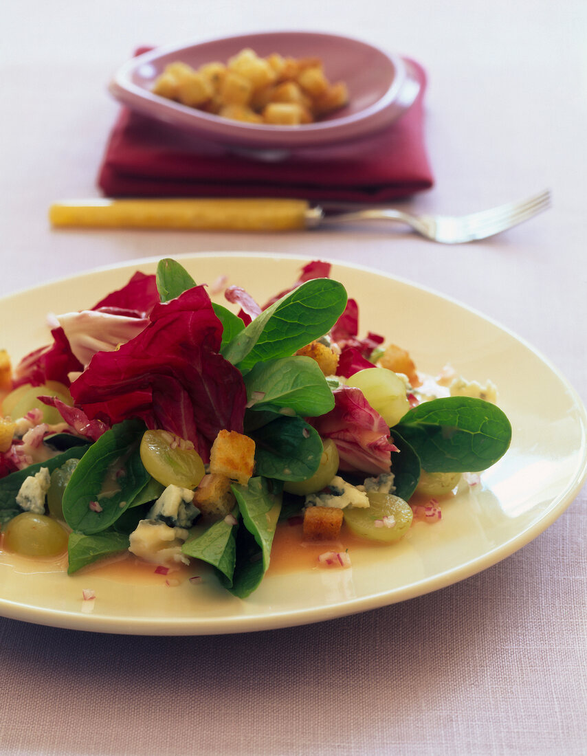 Radicchio salad with gorgonzola on plate