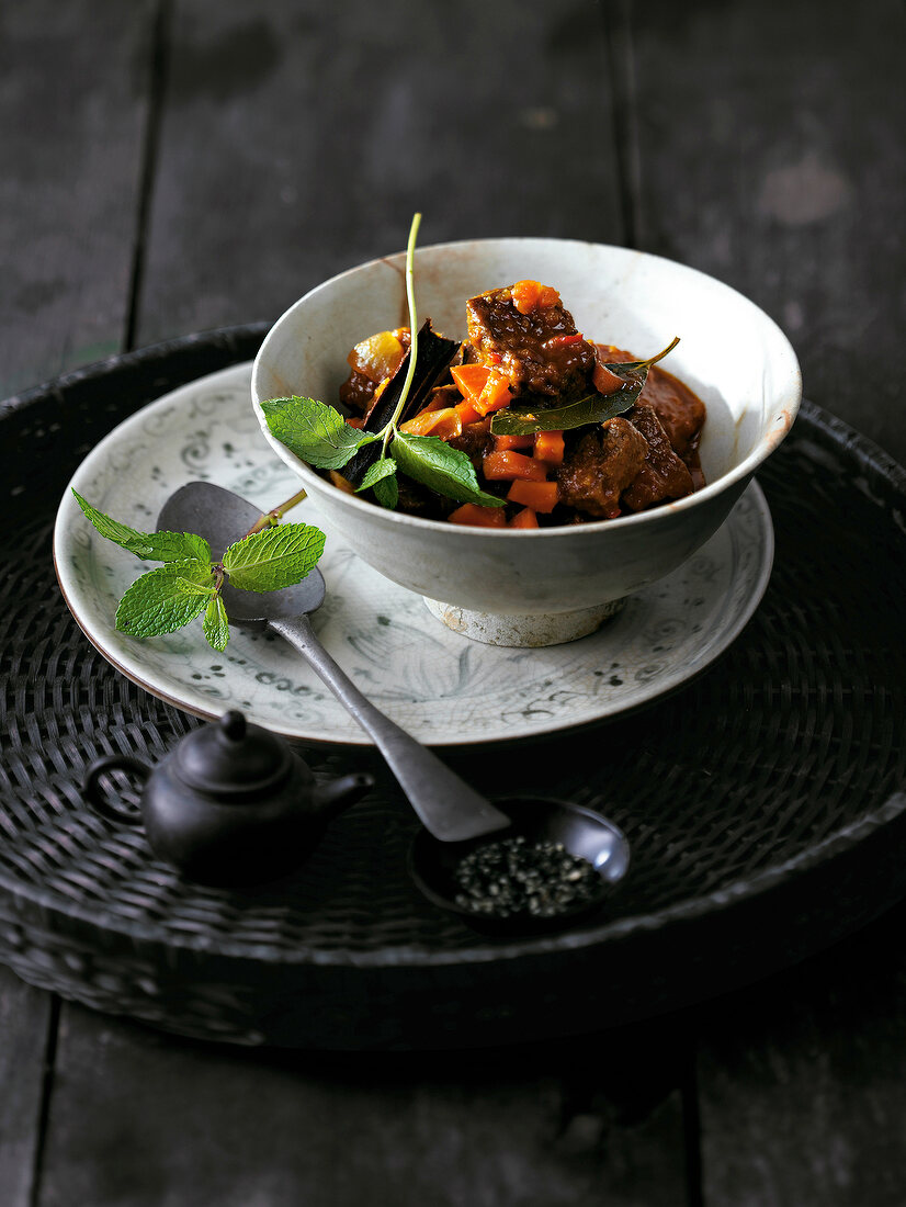 Lamm-Curry mit Aprikosen 