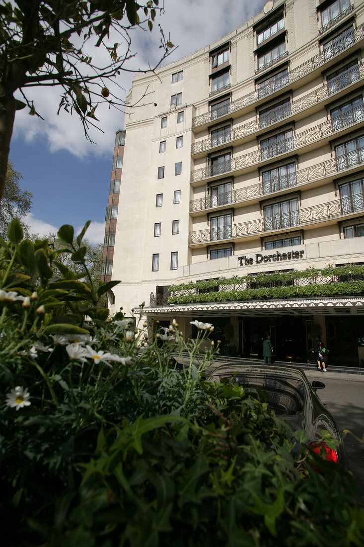 The Dorchester Hotel in London England Großbritannien