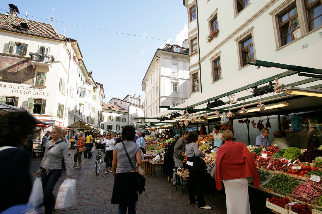 Obstmarkt Ort in Bozen Bolzano