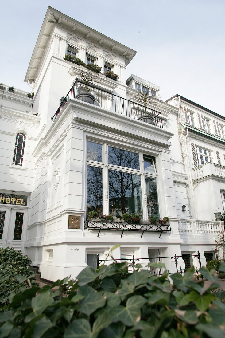 Abtei Hotel in Hamburg Deutschland Harvestehuse