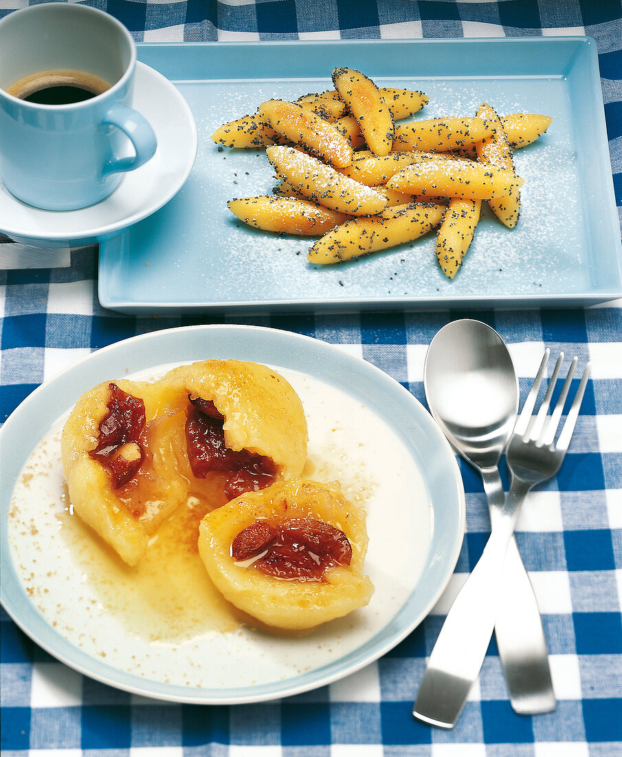 50 Kartoffelrezepte - Zwetschgen -klöße, Mohn-Schupfnudeln