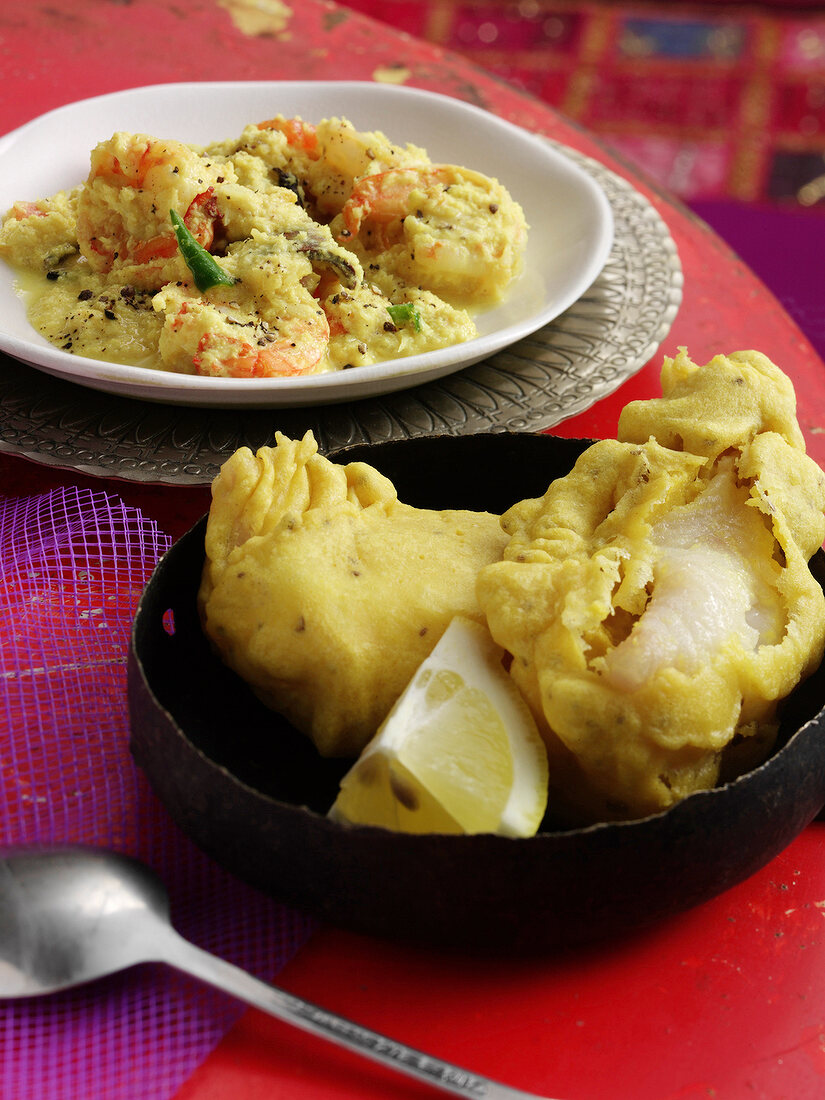 Indisch kochen, Fisch nach Amr itsar-Art und Garnelen-Kokos-Curry