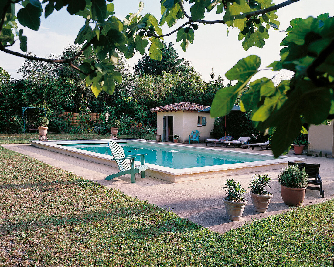 Pool der Galeristin Doudou Bayol in Südfrankreich