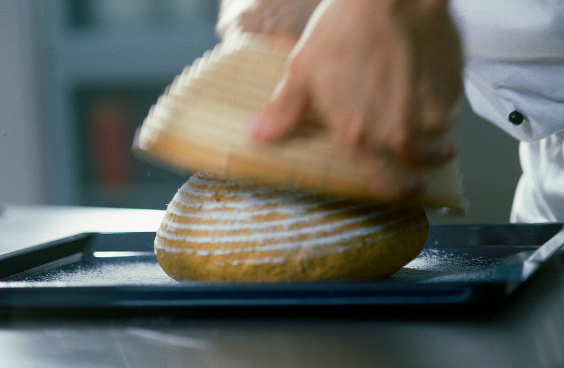 100 beste Brot, Kürbisbrot: Br ot auf Backblech stürzen, Step 3