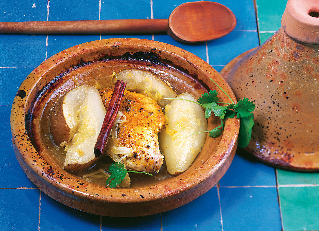 Orientküche, Hähnchenbrust mit Birne und  Zwiebeln