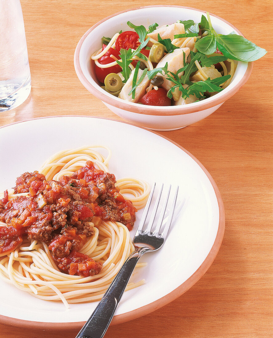 Nudeldiät, Spaghetti alla Bolognese und Nudel-Fisch-Salat