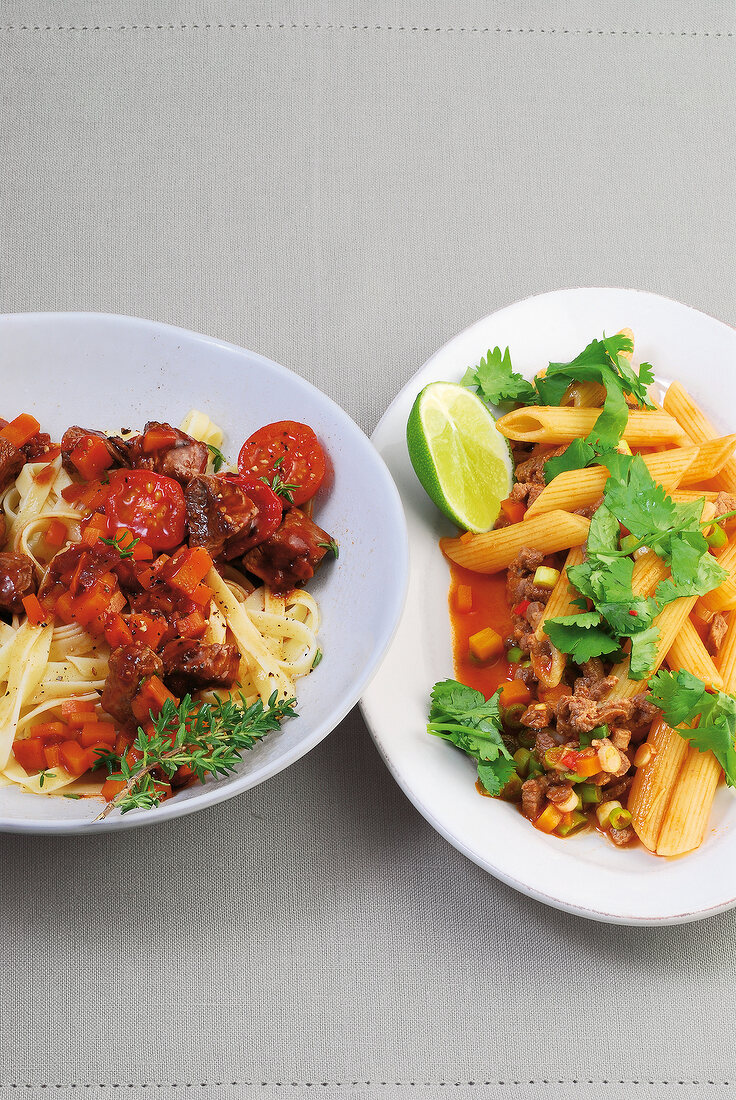 Fleischgerichte, Tagliatelle mit Wildschweinragout, Penne