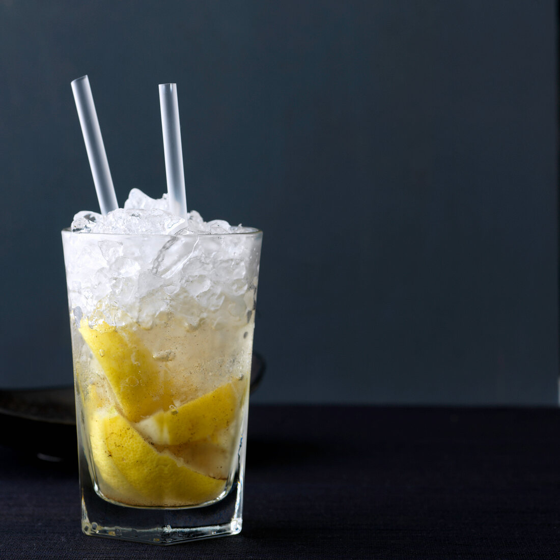 Vanilla & Lemon Caipiroska with vodka, lemon and ice