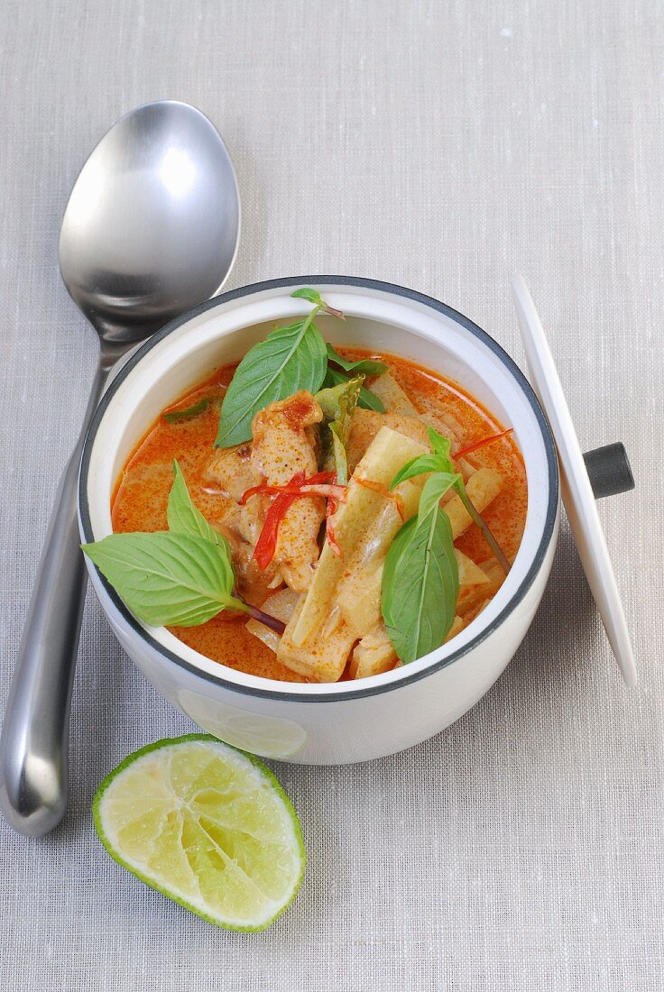 Red Thai curry with chicken and bamboo shoots