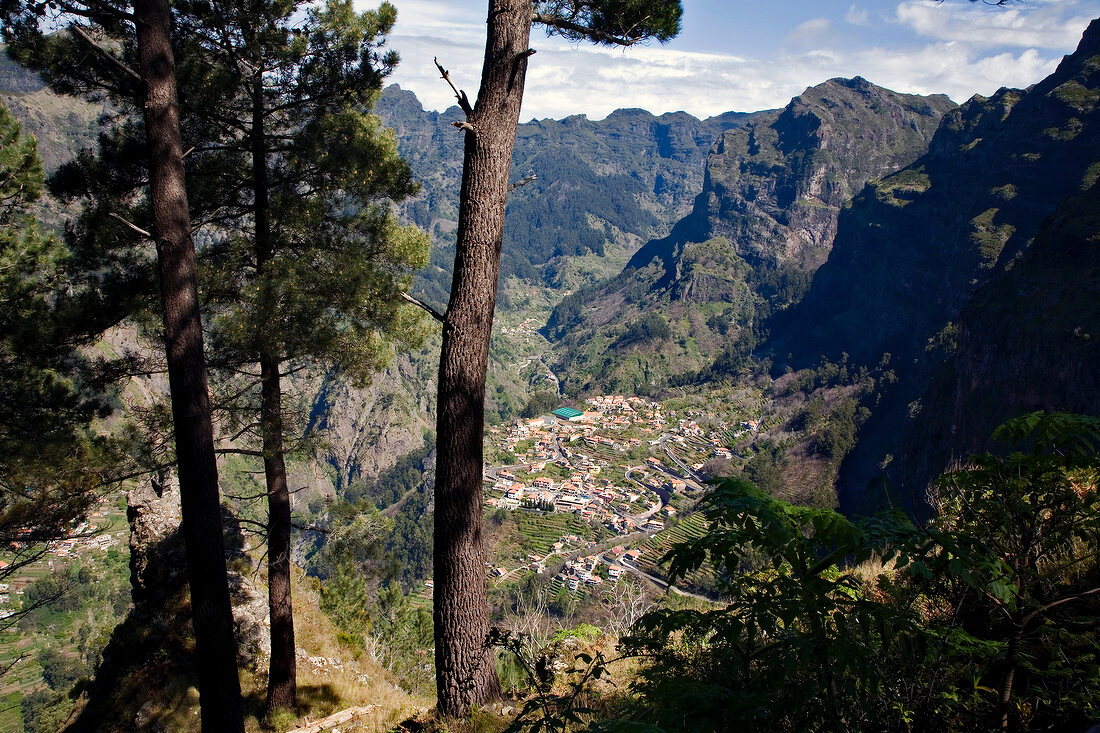 Madeira: Curral das Freiras, Tiefes Tal der Nonnen