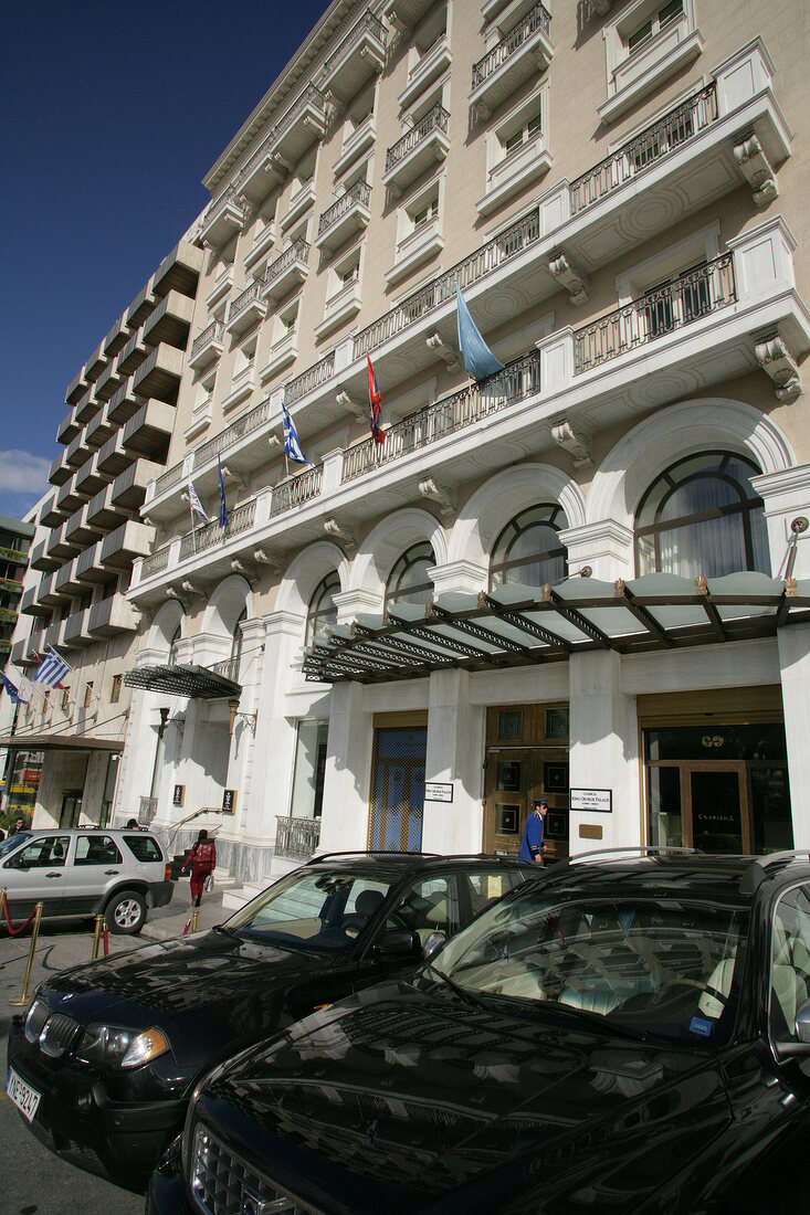 King George Palace-Hotel Athen Griechenland Autos. PKW