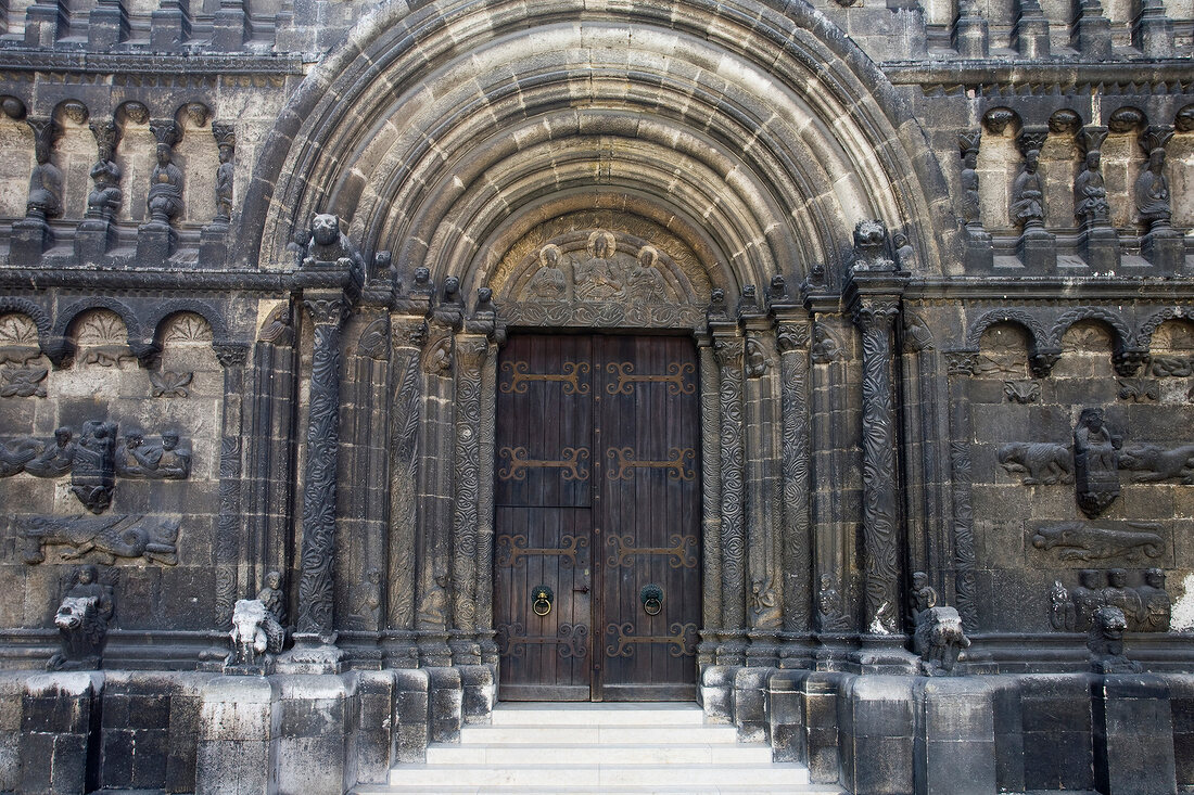 Regensburg: Schottenportal der St. Jacob Kirche