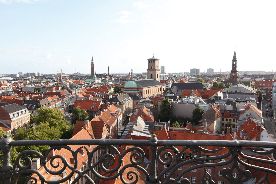 Kopenhagen: Blick über Altstadt, Dächer