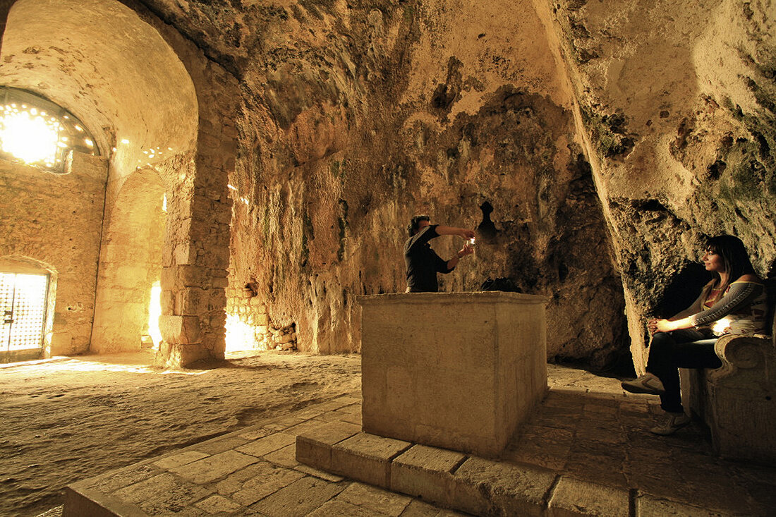 Türkei, Petrus-Grotte, Touristen 