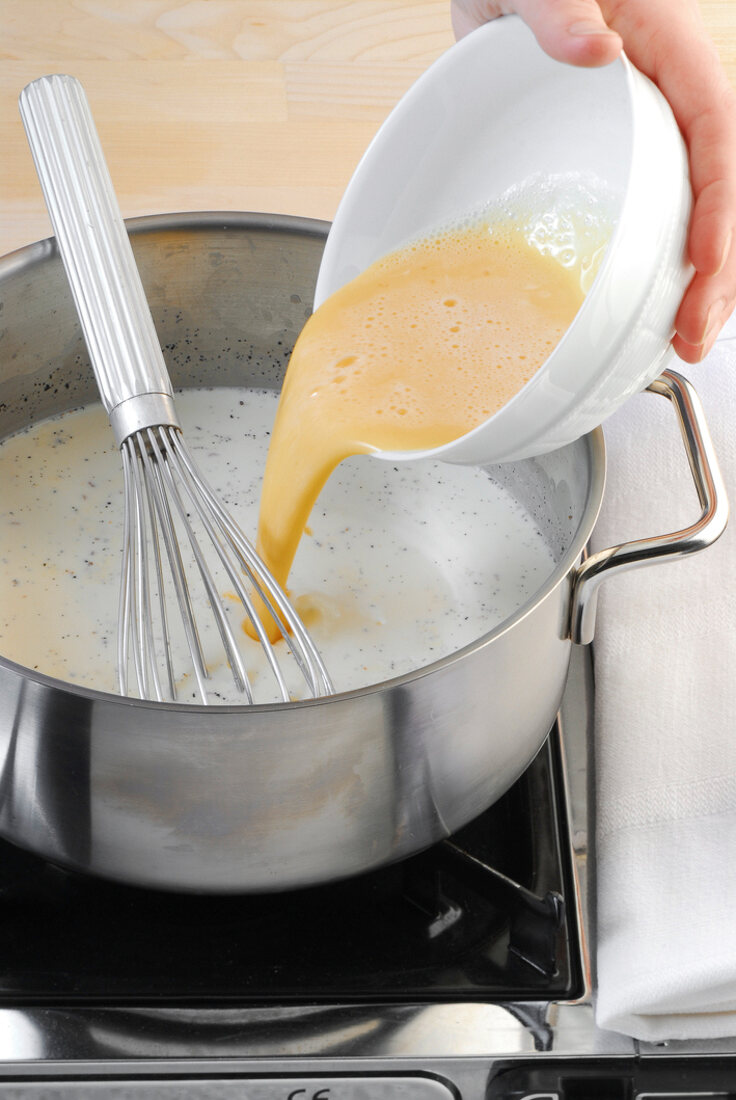 Aufläufe, Zwetschgen-IngwerCrumble mit Vanillesauce, Step 1