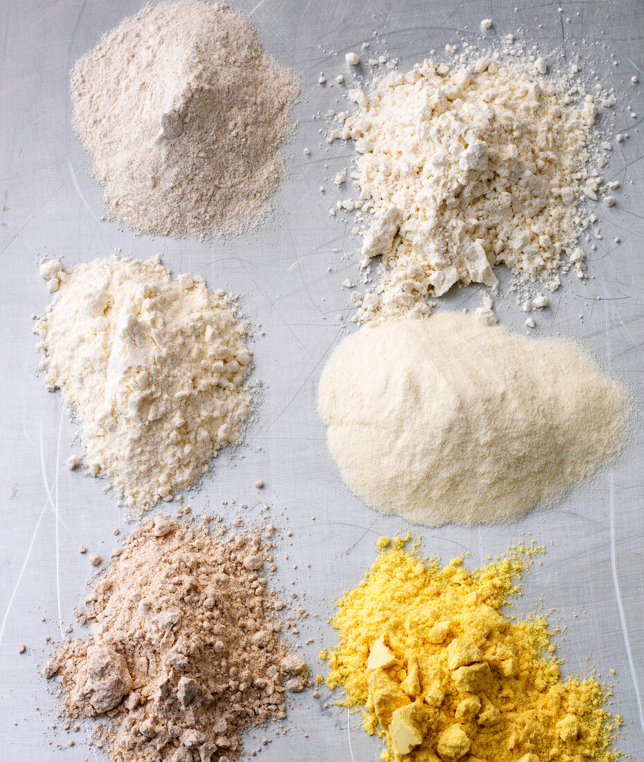 Different types of flour heaps