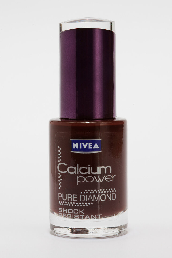 Nagellack: "Calcium Power Pure Diamond Chocolate Carat Nr. 61"
