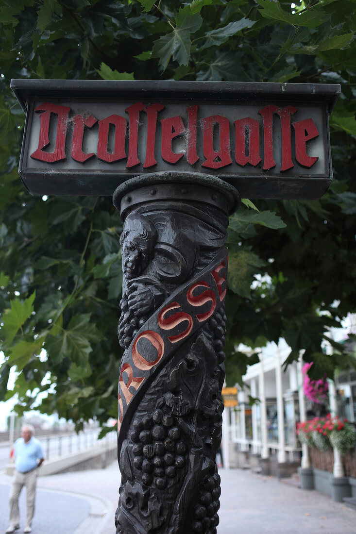 Rüdesheim, Altes Schild, Aufschrift "Drosselgasse"